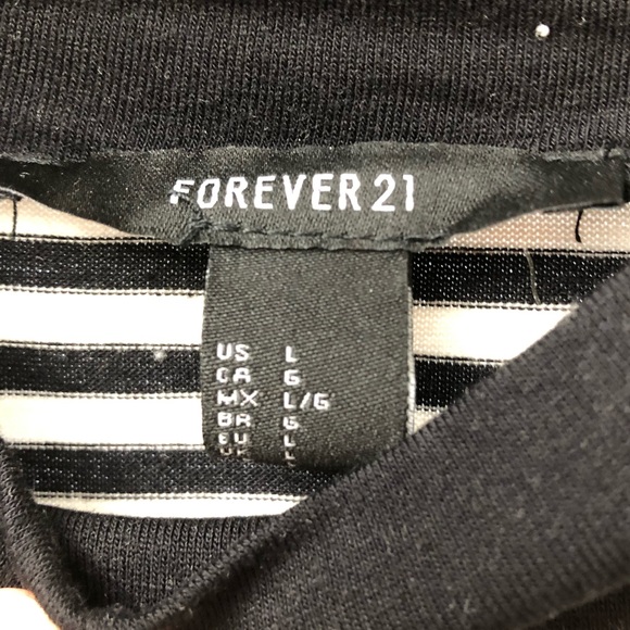 Black and White Striped Long Sleeve Top - Picture 3 of 3